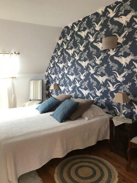 Grand Mainguet Bed & Breakfast Saint-Lambert-la-Potherie Bagian luar foto